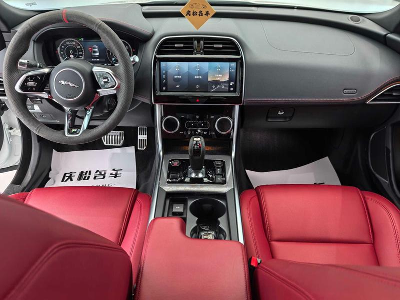 Jaguar XE L, 2022 — фото 10 из 12