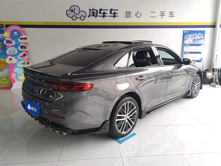Geely Preface, 2024 — фото 3 из 9