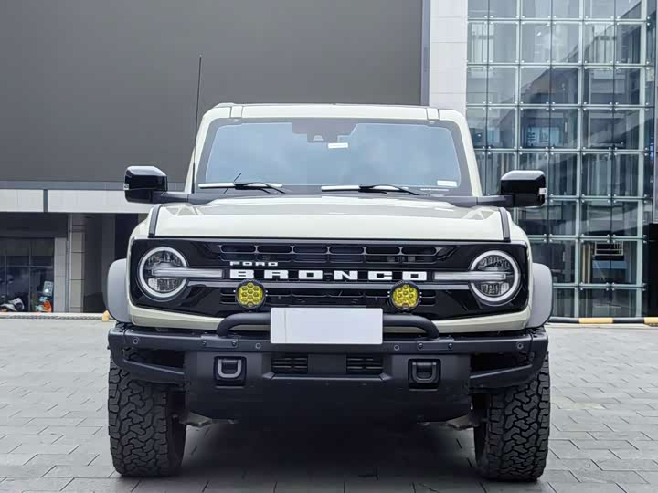 Ford Bronco, 2024 — фото 2 из 9