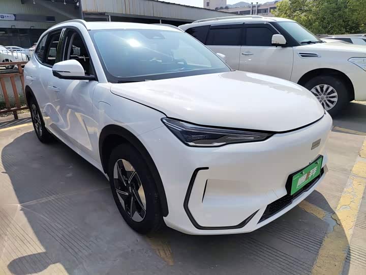 Geely Galaxy E5, 2025 — фото 4 из 9