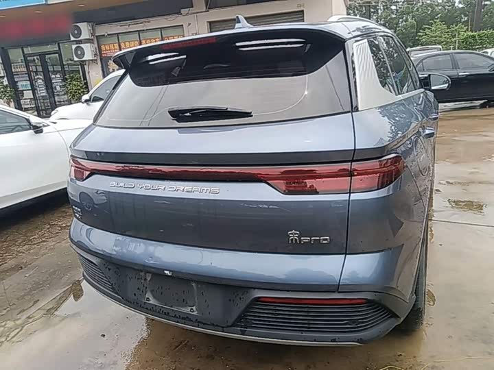 BYD Song Pro Hybrid, 2024 — фото 6 из 9