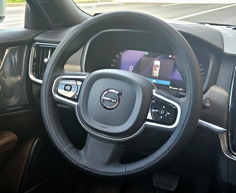 Volvo V90, 2023 — фото 9 из 12