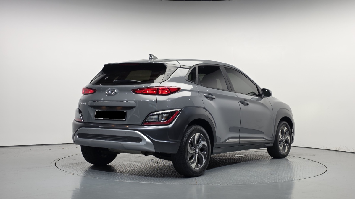 Hyundai Kona, 2022 — фото 2 из 12