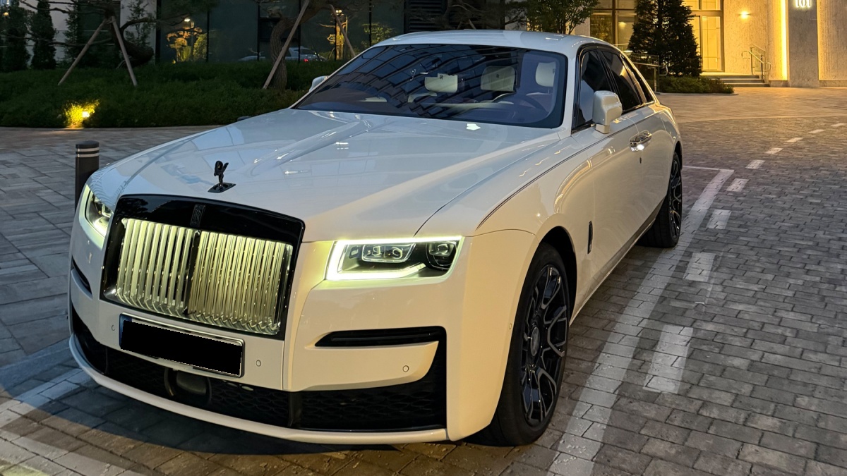 Rolls-Royce Ghost, 2022 — купить в Костроме под ключ