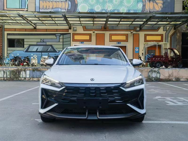 Dongfeng Aeolus Yixuan, 2025 — фото 2 из 10