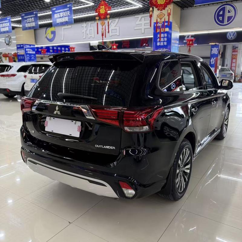 Mitsubishi Outlander, 2021 — фото 6 из 12