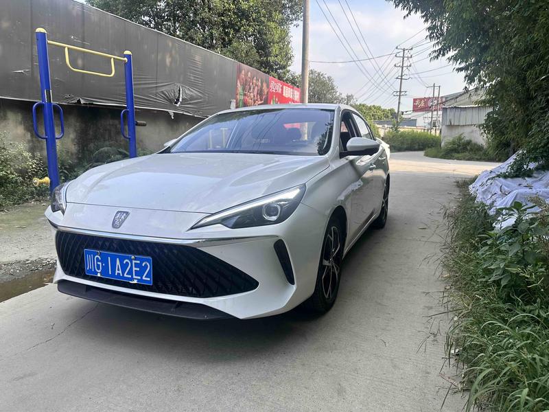 Roewe i5, 2024 — купить в Самаре под ключ
