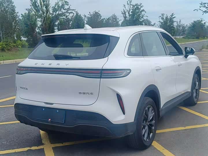 Chery Tiggo 8, 2025 — фото 7 из 9