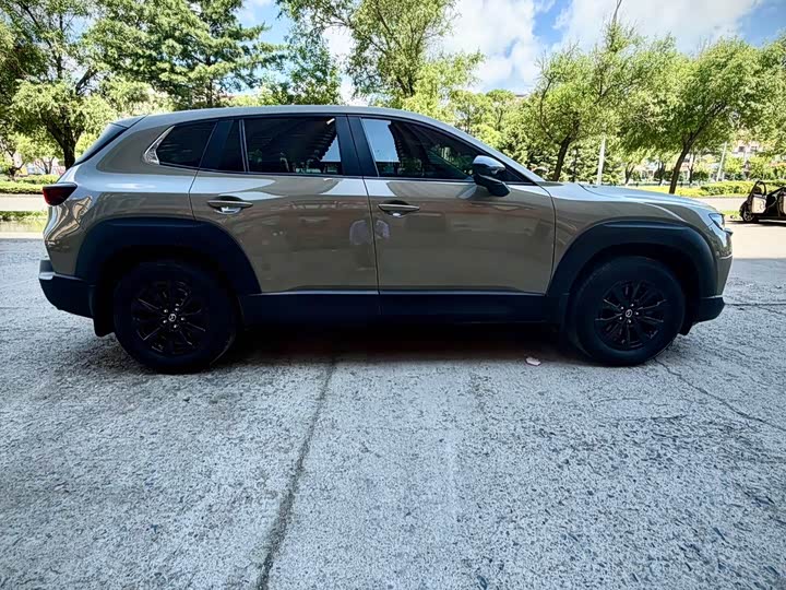Mazda CX-50, 2023 — фото 7 из 9