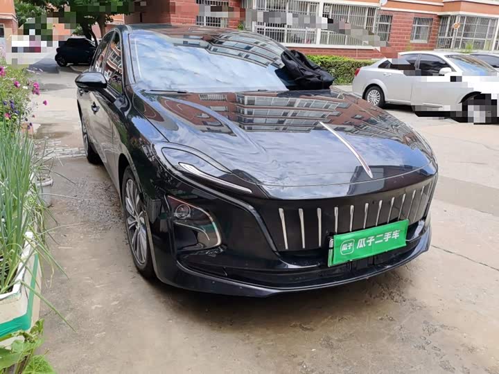 Hongqi E-QM5, 2023 — фото 3 из 9