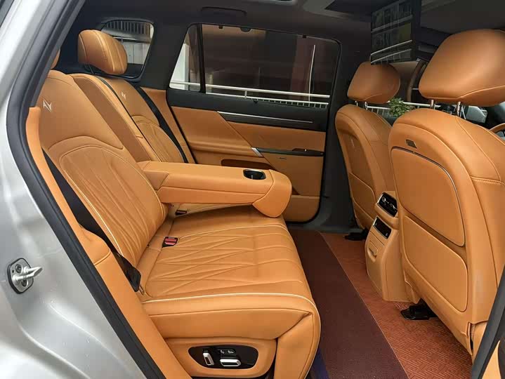 Dongfeng Yipai eπ 008, 2024 — фото 7 из 9