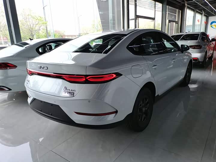 BYD Qin Plus, 2025 — фото 7 из 9