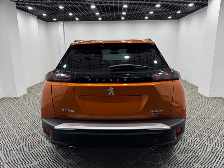 Peugeot 2008, 2022 — фото 8 из 9