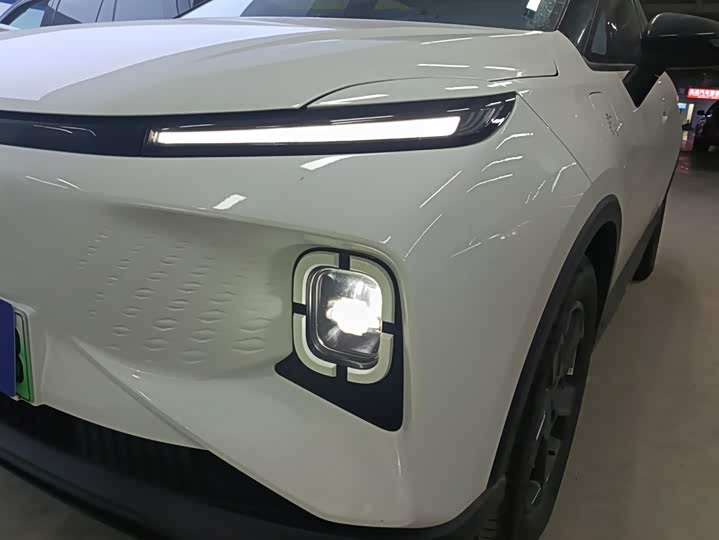 Geely Geometry E Firefly, 2023 — фото 2 из 9