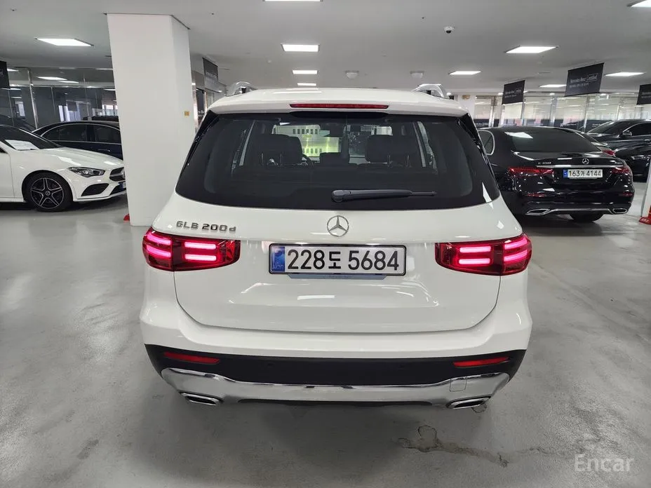 Mercedes-Benz GLB-Class, 2025 — фото 3 из 9