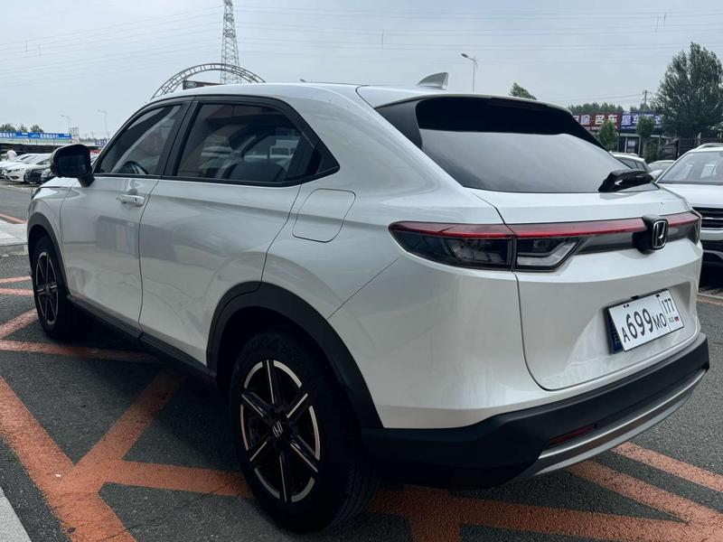 Honda Vezel, 2023 — фото 4 из 10