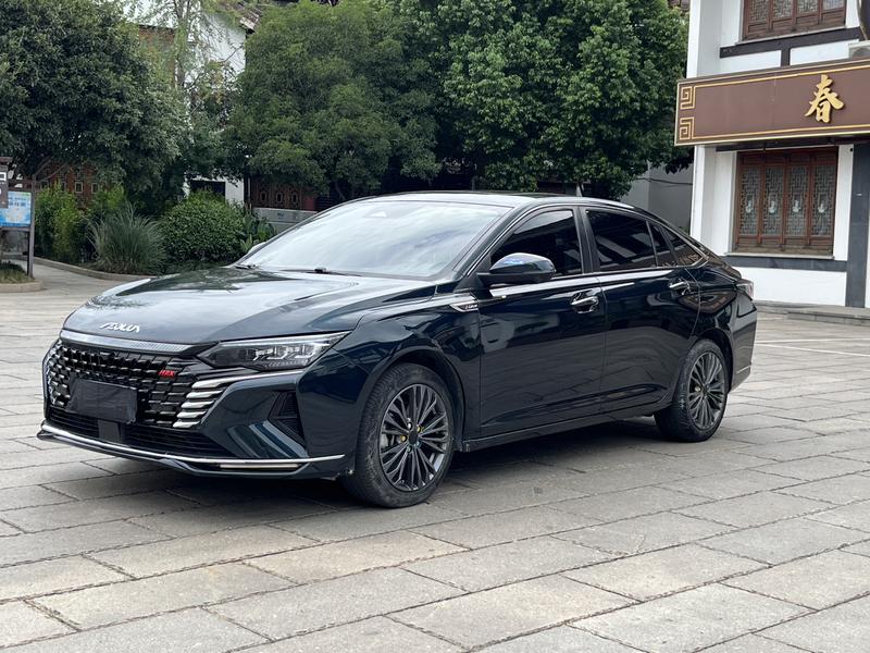 Dongfeng Aeolus Yixuan Max, 2022 — купить в Саранске под ключ