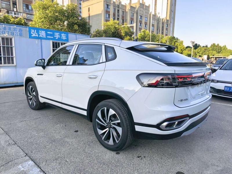 Volkswagen Tayron X, 2025 — фото 4 из 12