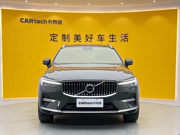 Volvo XC60, 2022 — фото 2 из 9