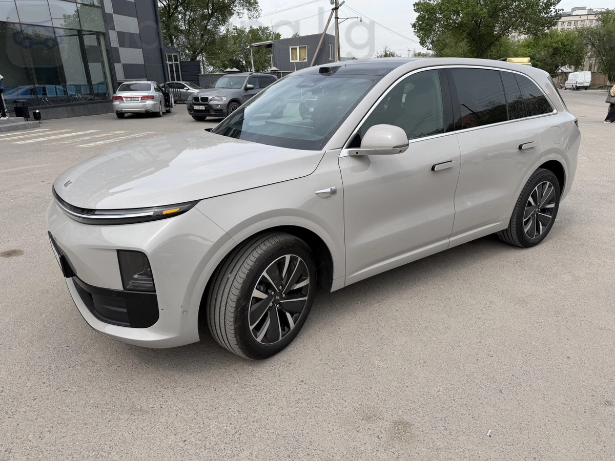 Lixiang L6, 2025