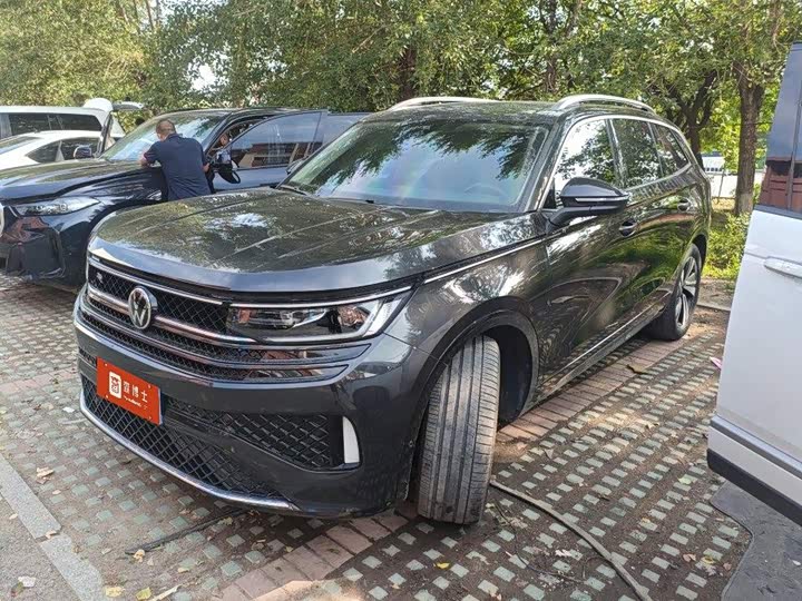 Volkswagen Tavendor, 2023 — купить в Твери под ключ