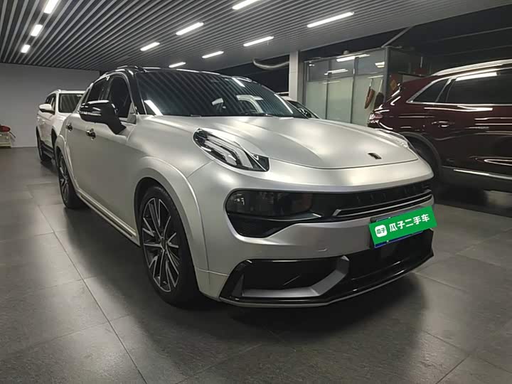 Lynk & Co 02 Hatchback, 2022 — фото 4 из 9