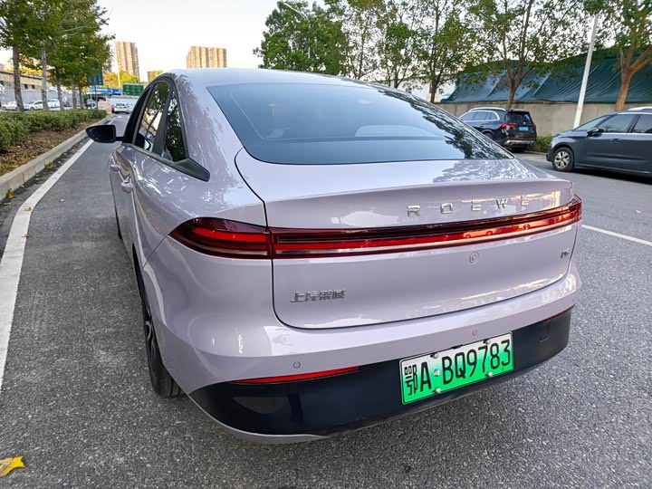 Roewe D6, 2025 — фото 3 из 12