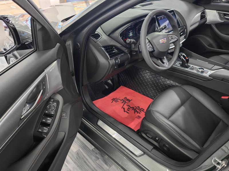 Cadillac CT5, 2023 — фото 10 из 12