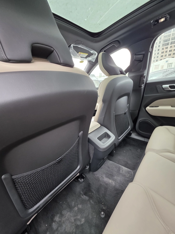 Volvo Xc60, 2025 — фото 7 из 12