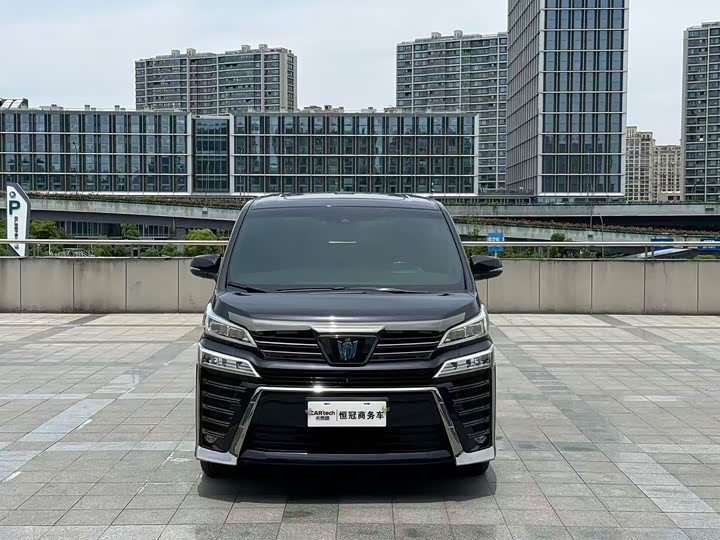 Toyota Vellfire, 2022 — фото 2 из 9