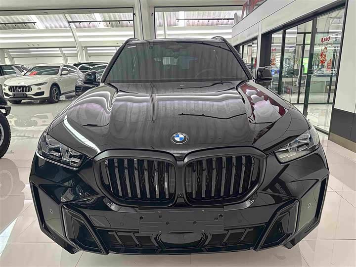 BMW X5, 2025 — фото 2 из 9