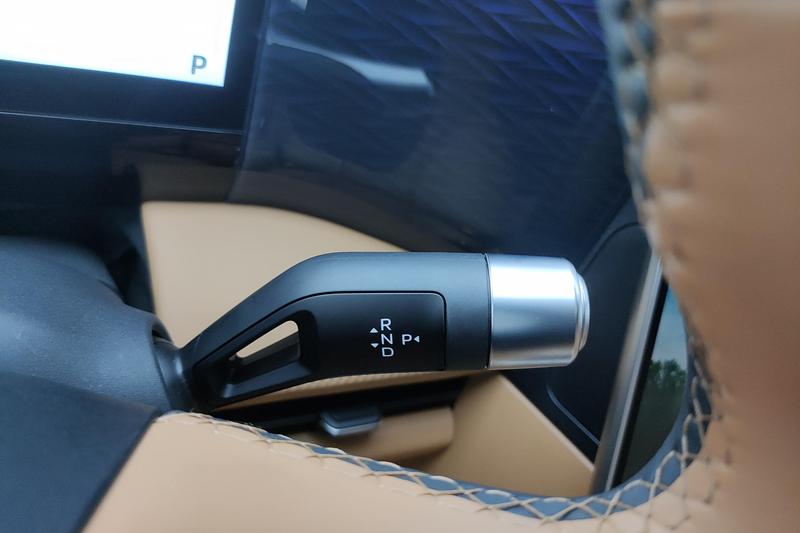 Geely Galaxy L7, 2024 — фото 11 из 12