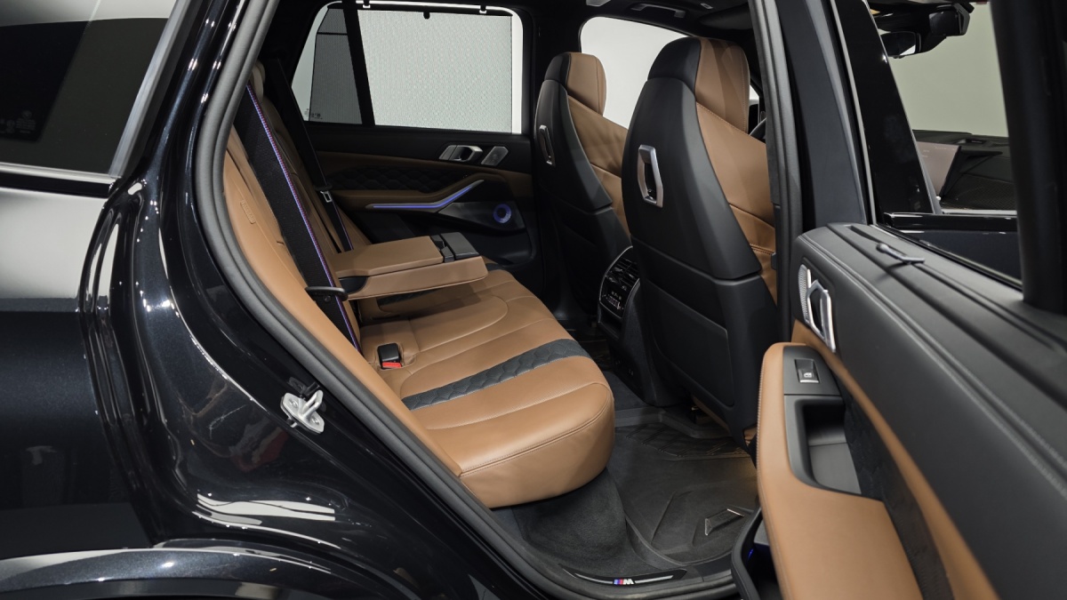 BMW X5 M, 2025 — фото 12 из 12