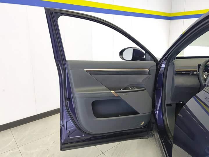 Dongfeng Yipai eπ 008, 2024 — фото 7 из 9