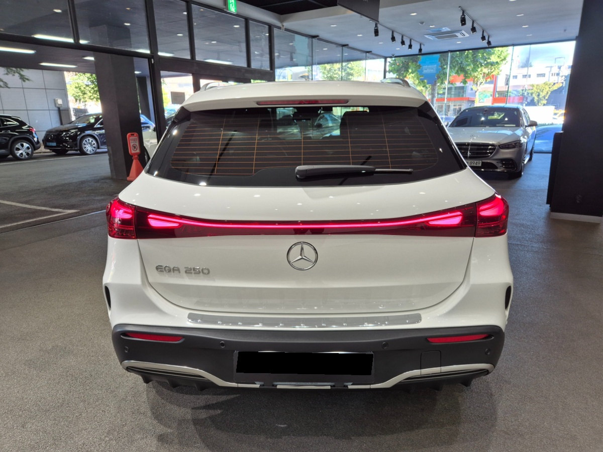 Mercedes-Benz EQA, 2025 — фото 4 из 12