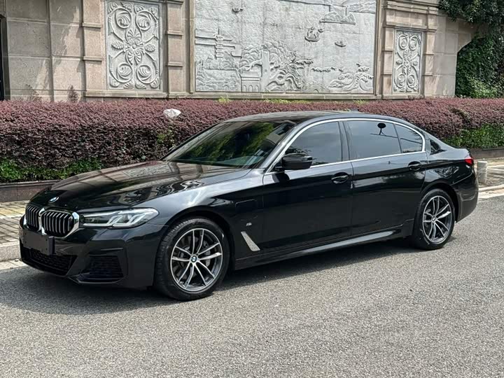 BMW 5 Series Hybrid, 2021 — купить в Орле под ключ
