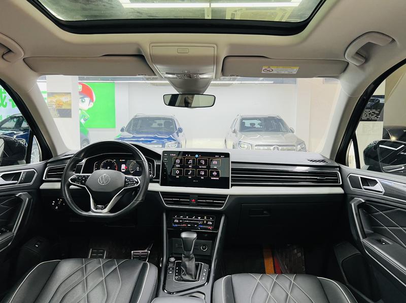 Volkswagen Tiguan L Pro, 2023 — фото 9 из 12