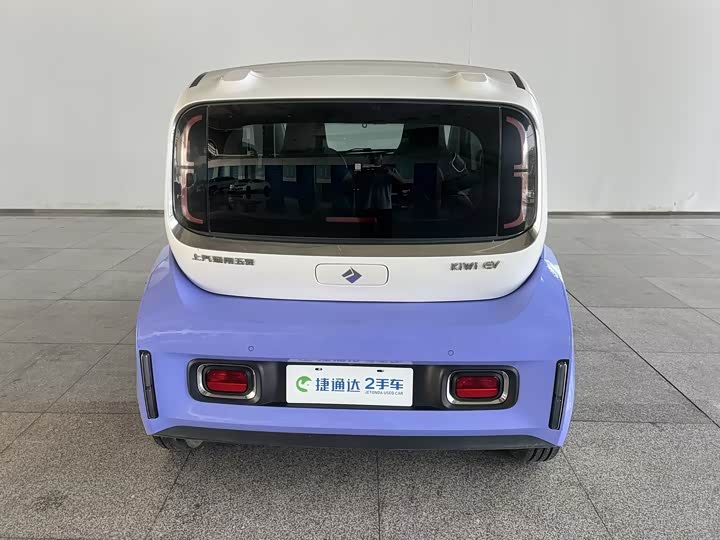 Baojun KiWi EV, 2022 — фото 2 из 9