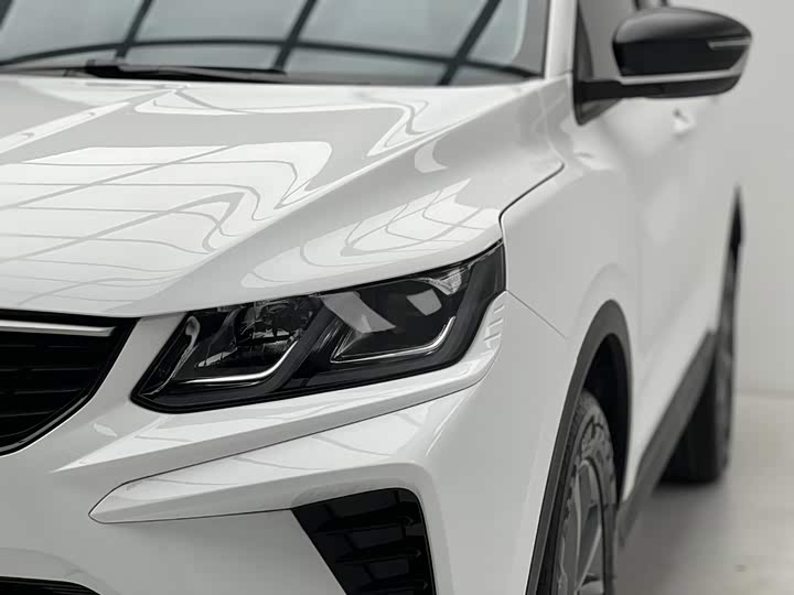 Geely Coolray, 2025 — фото 4 из 9