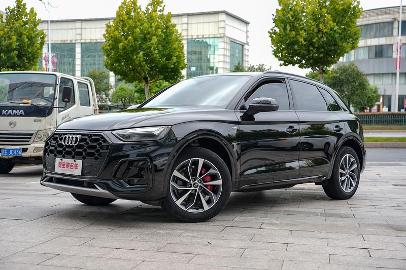 Audi Q5L, 2024 — купить в Саранске под ключ