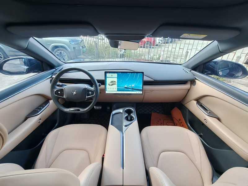 BAIC Arcfox Alpha T5, 2024 — фото 6 из 9