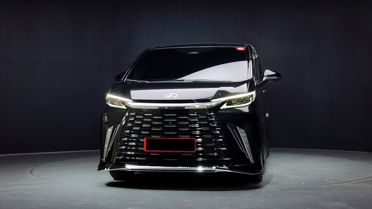 Lexus LM, 2024 — фото 3 из 12