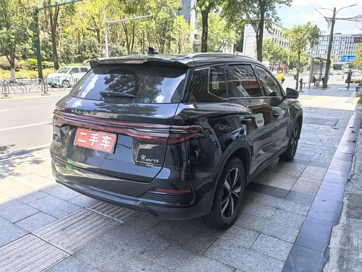 BYD Song Pro Hybrid, 2023 — фото 6 из 9