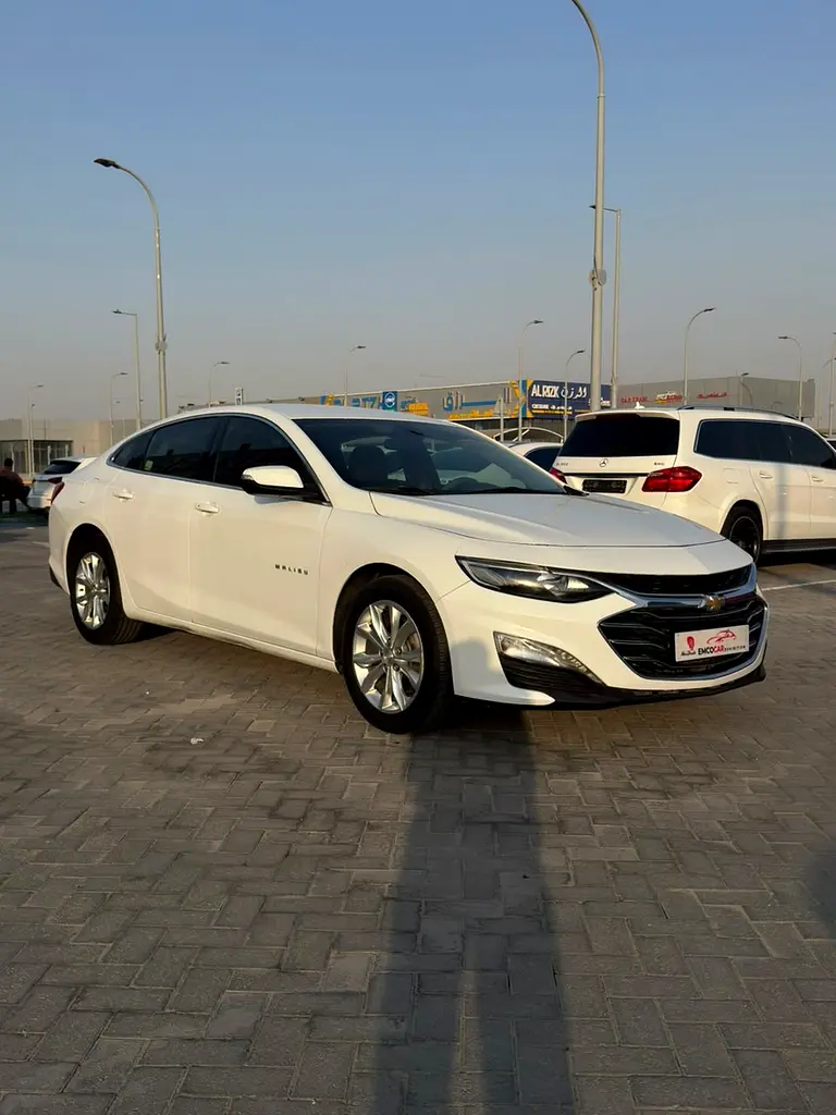 Chevrolet Malibu, 2022 — фото 2 из 10
