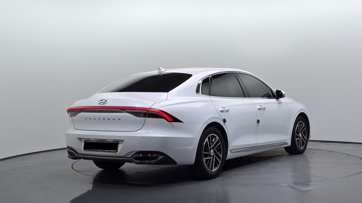 Hyundai Grandeur, 2021 — фото 2 из 12