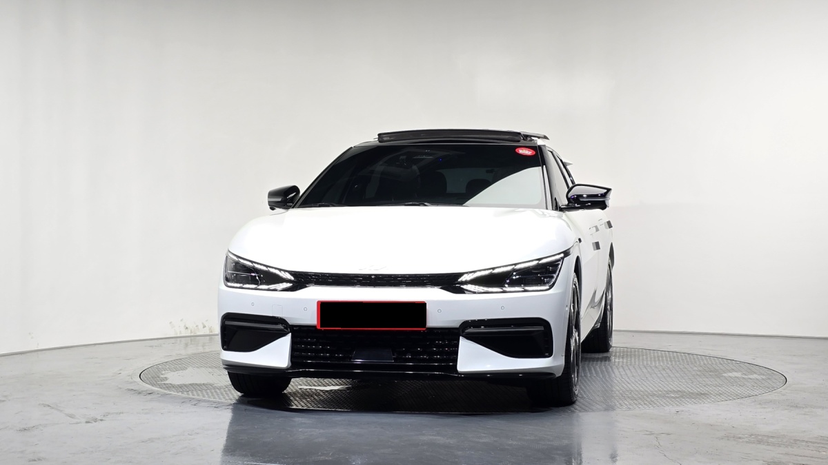 Kia EV6, 2021 — фото 3 из 12