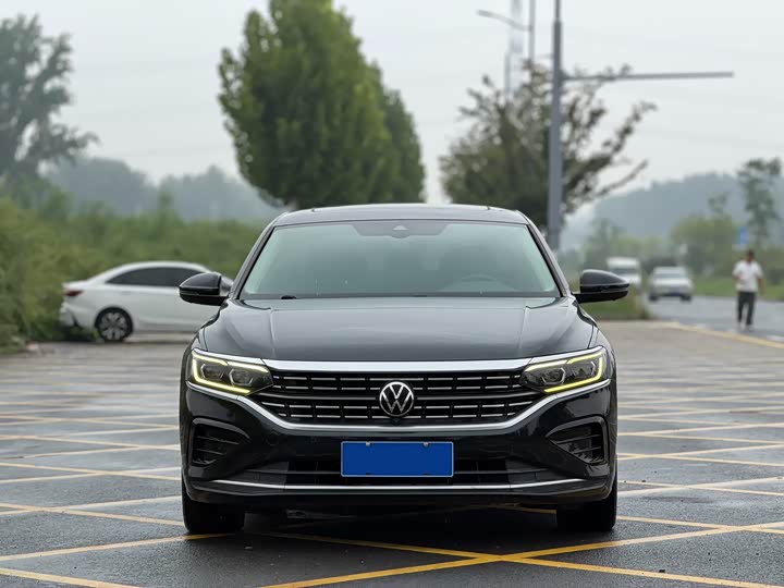 Volkswagen Passat, 2022 — фото 2 из 9