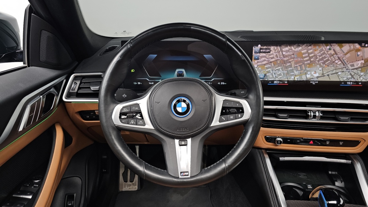BMW i4, 2022 — фото 12 из 12