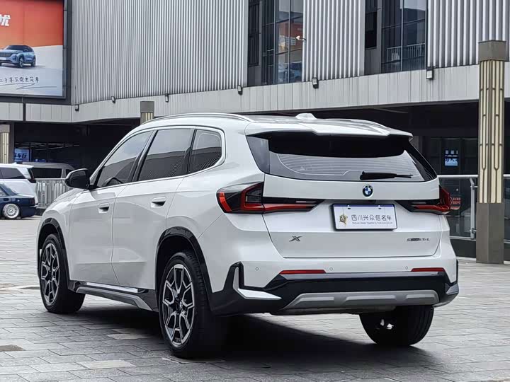 BMW X1, 2024 — фото 5 из 9