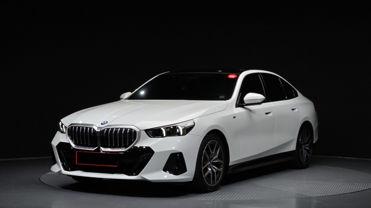 BMW 5 Series, 2024 — купить в Перми под ключ